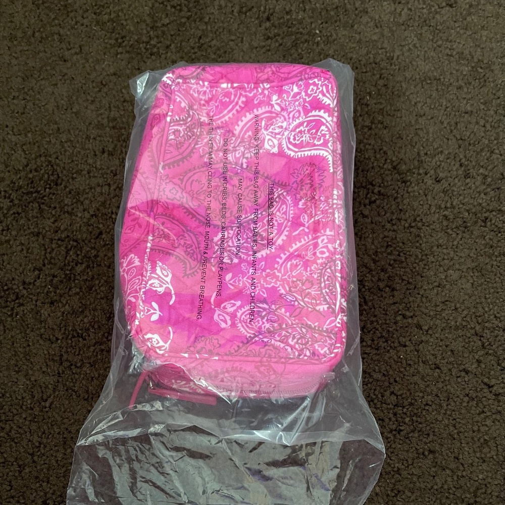Vera Bradley Large Makeup Travel Bag